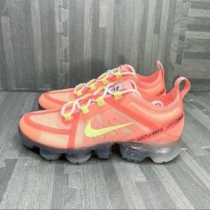 Nike Air Vapormax 2019 Running Shoes Pink Volt Size 5 New